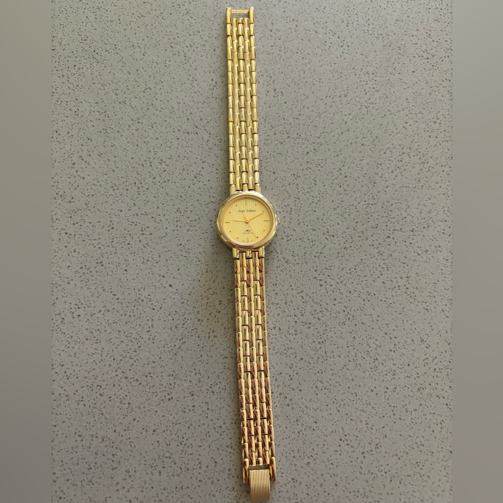 Sergio Valente Gold watch